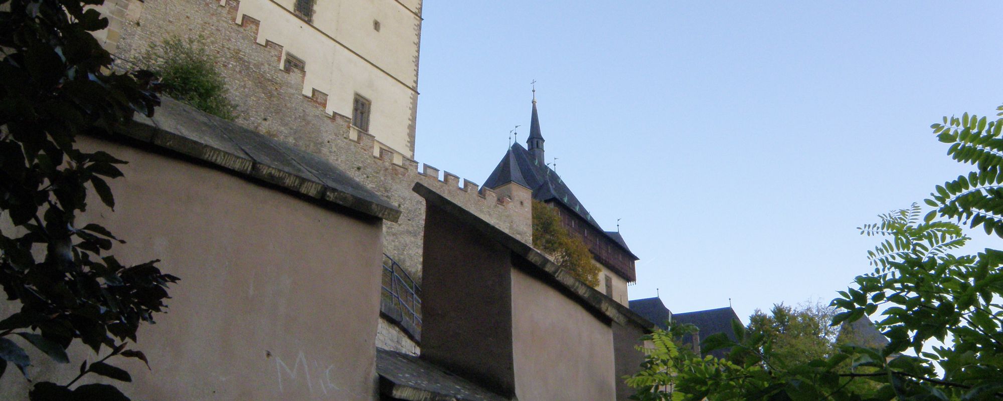 PA100481